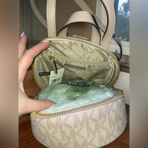 Michael Kors Erin Backpack + Wallet in Ballet Pink NWT - Picture 4 of 5